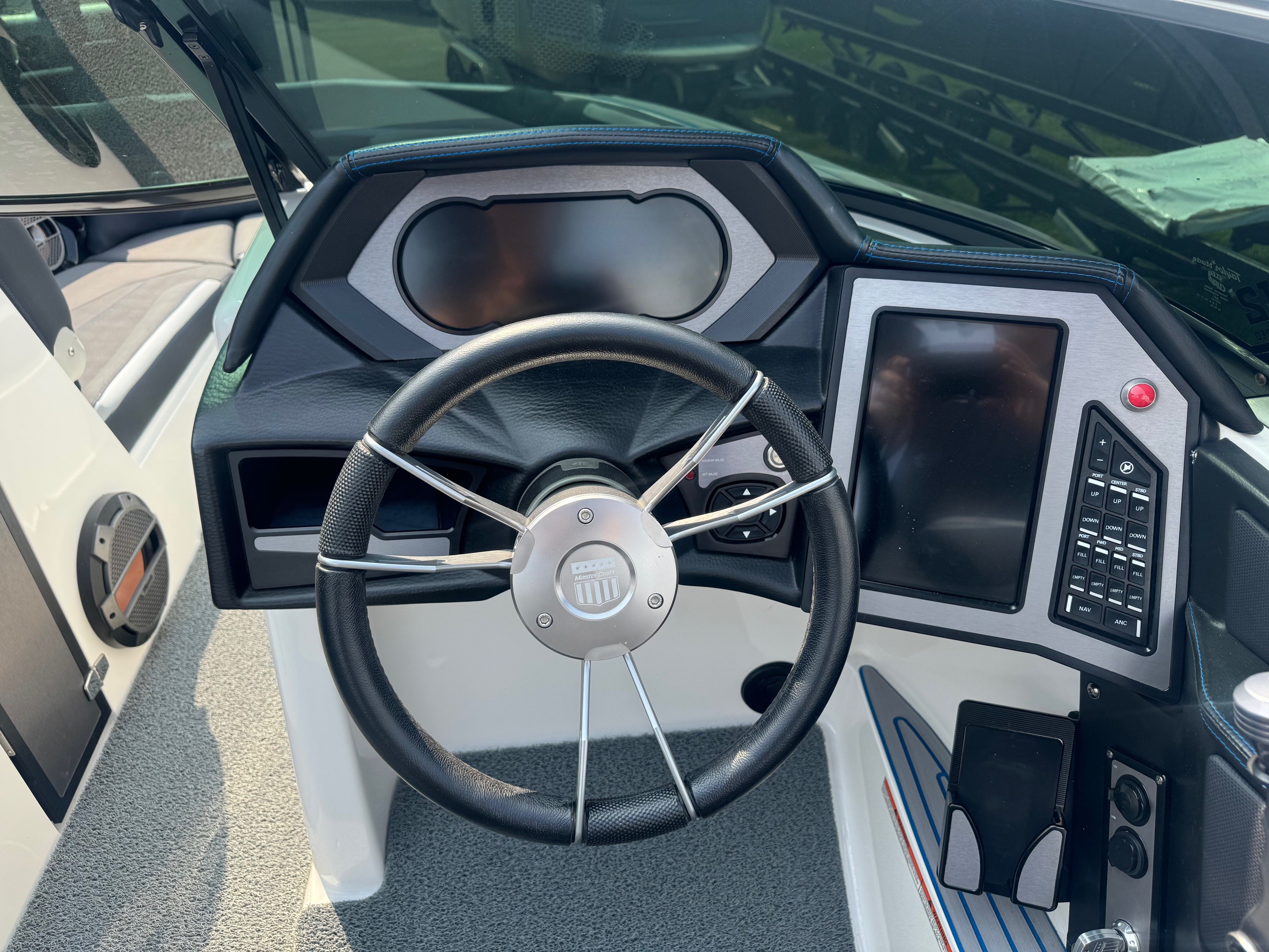 2019 MasterCraft XStar Icon